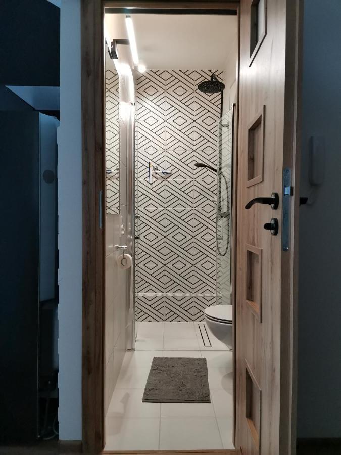 Przytulny Apartament W Wiezowcu - Centrum Miasta Podwislocze 38 Rzeszów Esterno foto