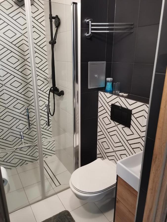 Przytulny Apartament W Wiezowcu - Centrum Miasta Podwislocze 38 Rzeszów Esterno foto