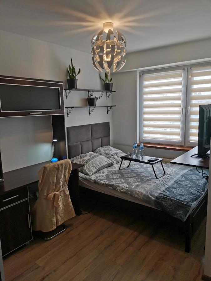 Przytulny Apartament W Wiezowcu - Centrum Miasta Podwislocze 38 Rzeszów Esterno foto